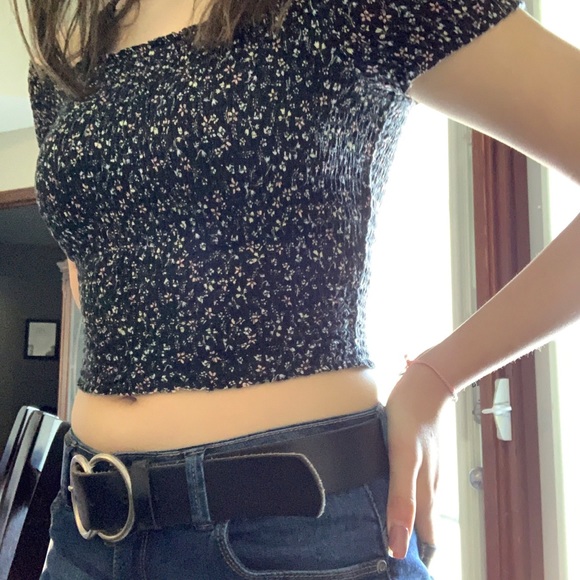 smocked floral top from garage. size L - Picture 3 of 3